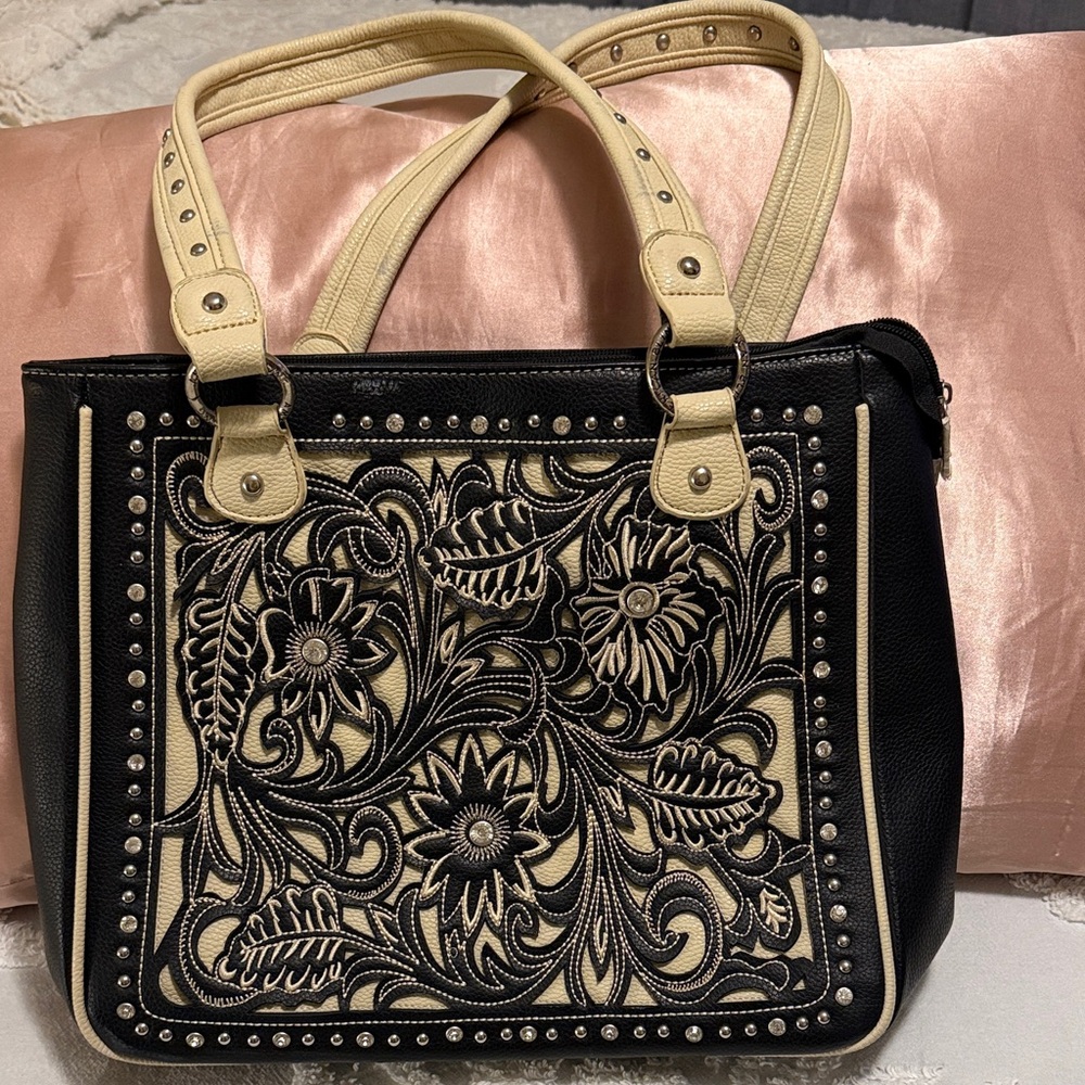 Embroidered Floral Tote Bag in Black and Cream